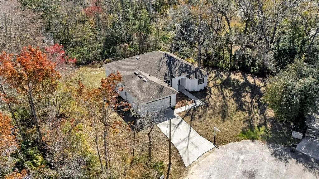 6320 Woodhaven Drive Lakeland FL 33811