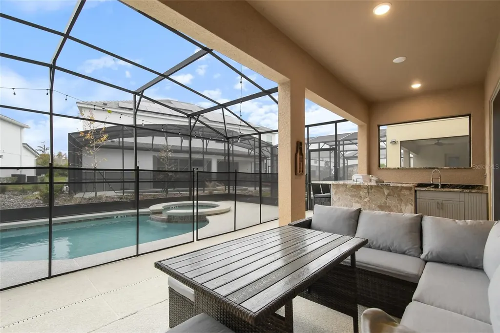 2532 Shanti Drive Kissimmee FL 34746