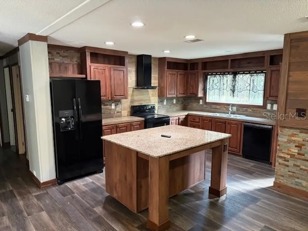 23899 NE 112th Terrace Fort Mc Coy FL 32134