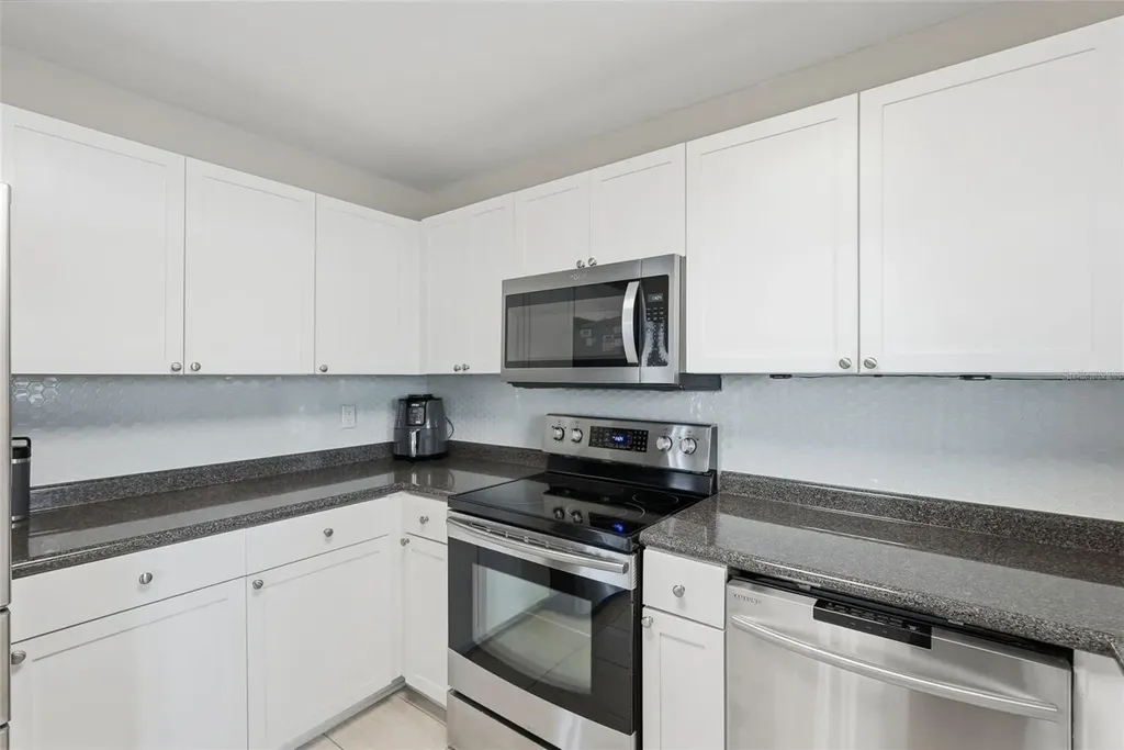 3783 Pompano St Petersburg FL 33705
