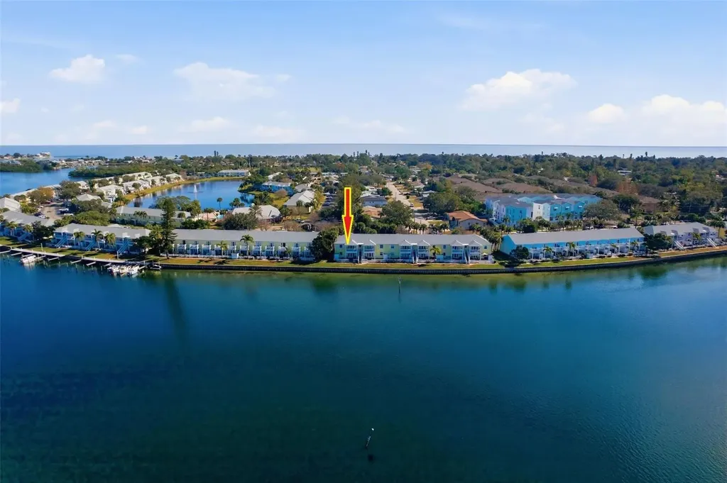 3783 Pompano St Petersburg FL 33705