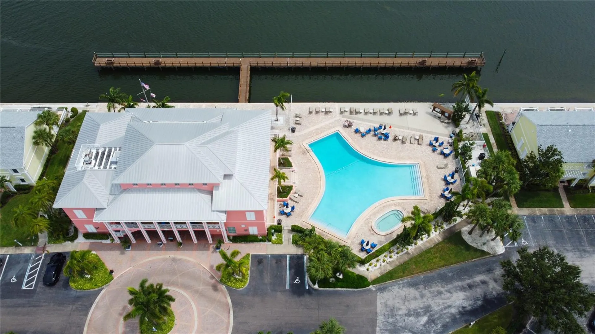 3783 Pompano St Petersburg FL 33705