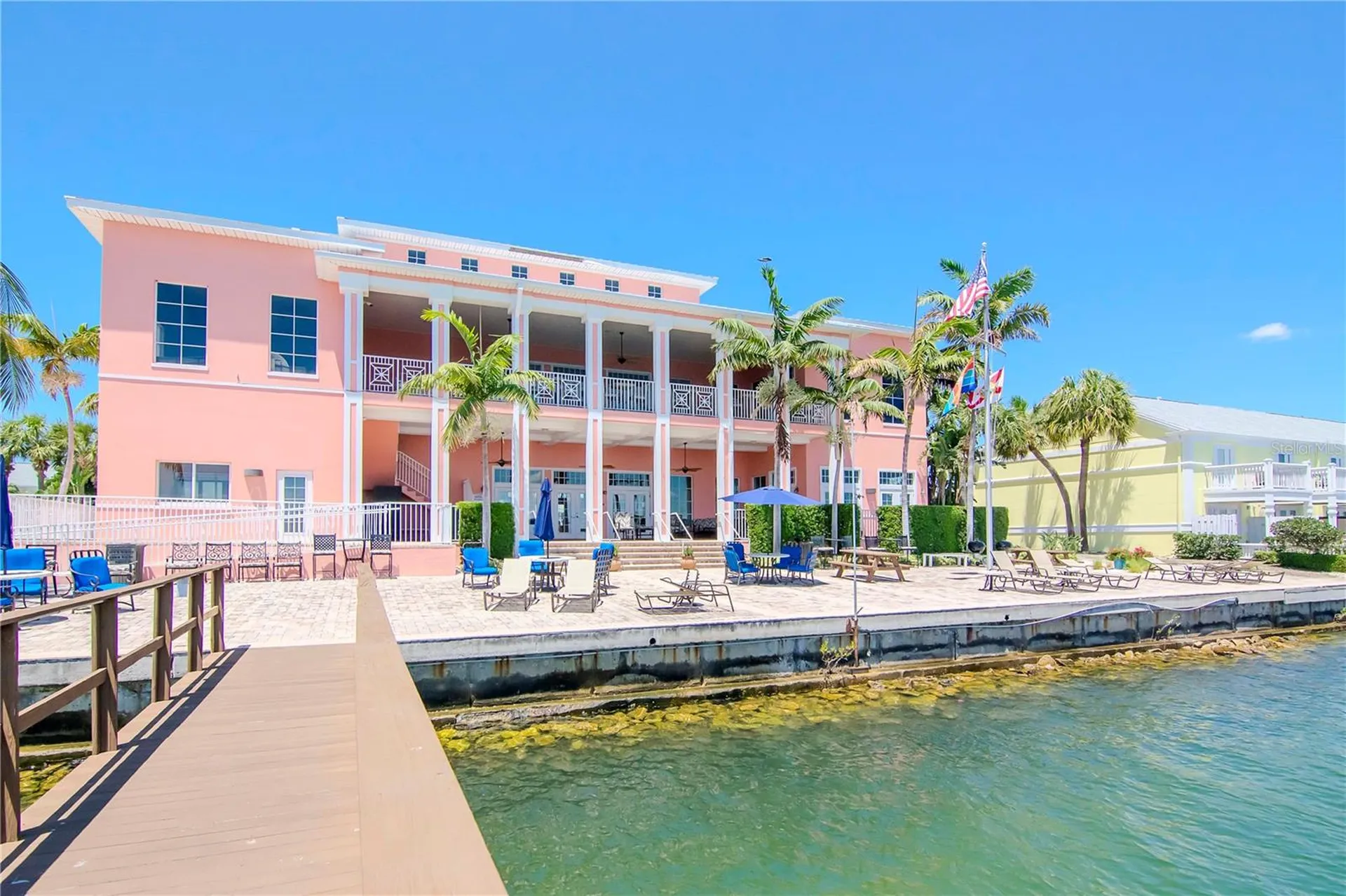 3783 Pompano St Petersburg FL 33705