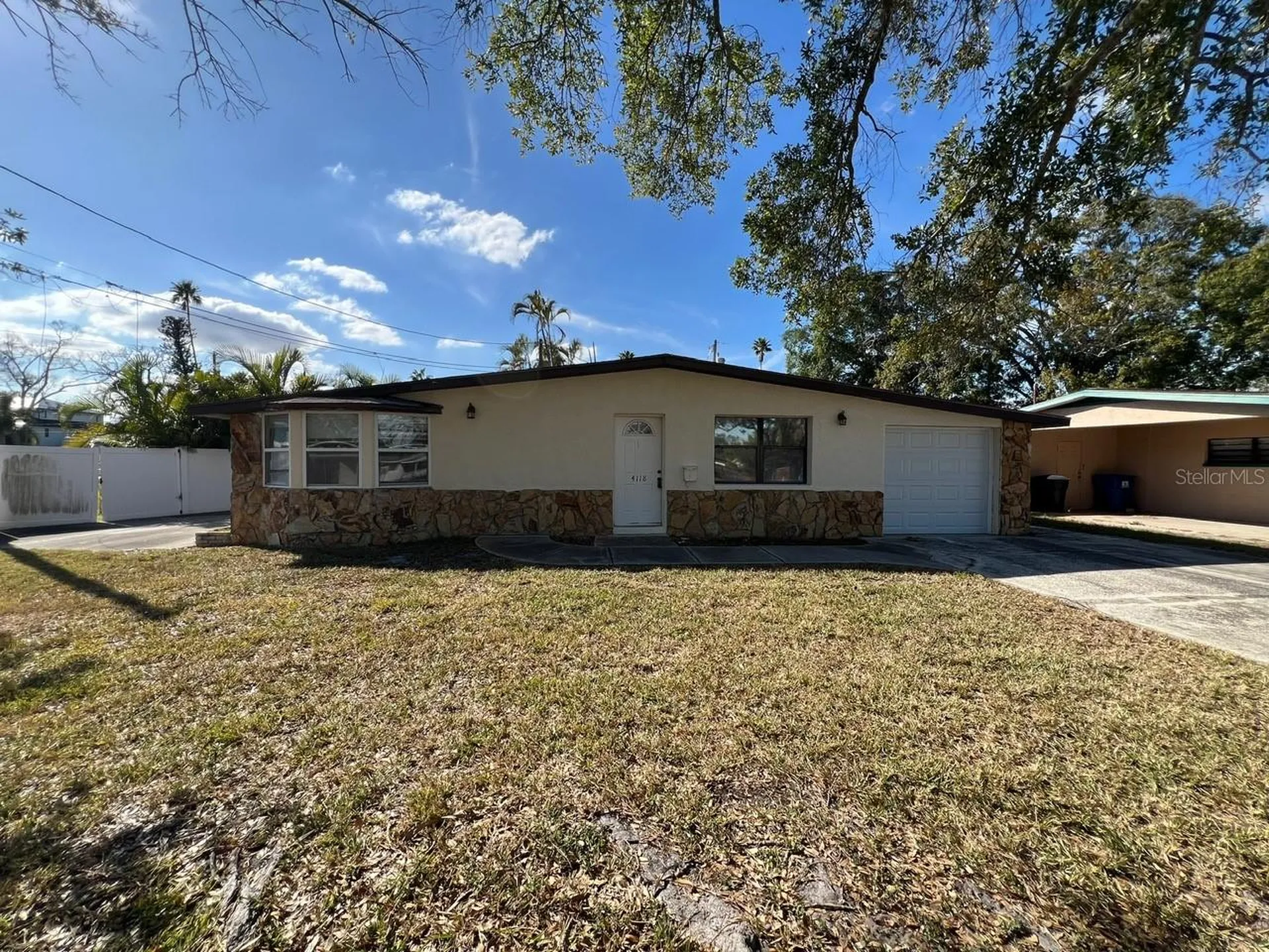 4118 Carson Street NE St Petersburg FL 33703