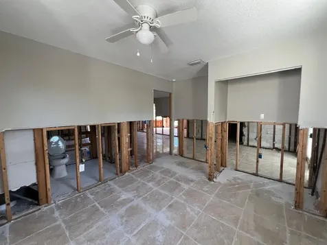 4118 Carson Street NE St Petersburg FL 33703