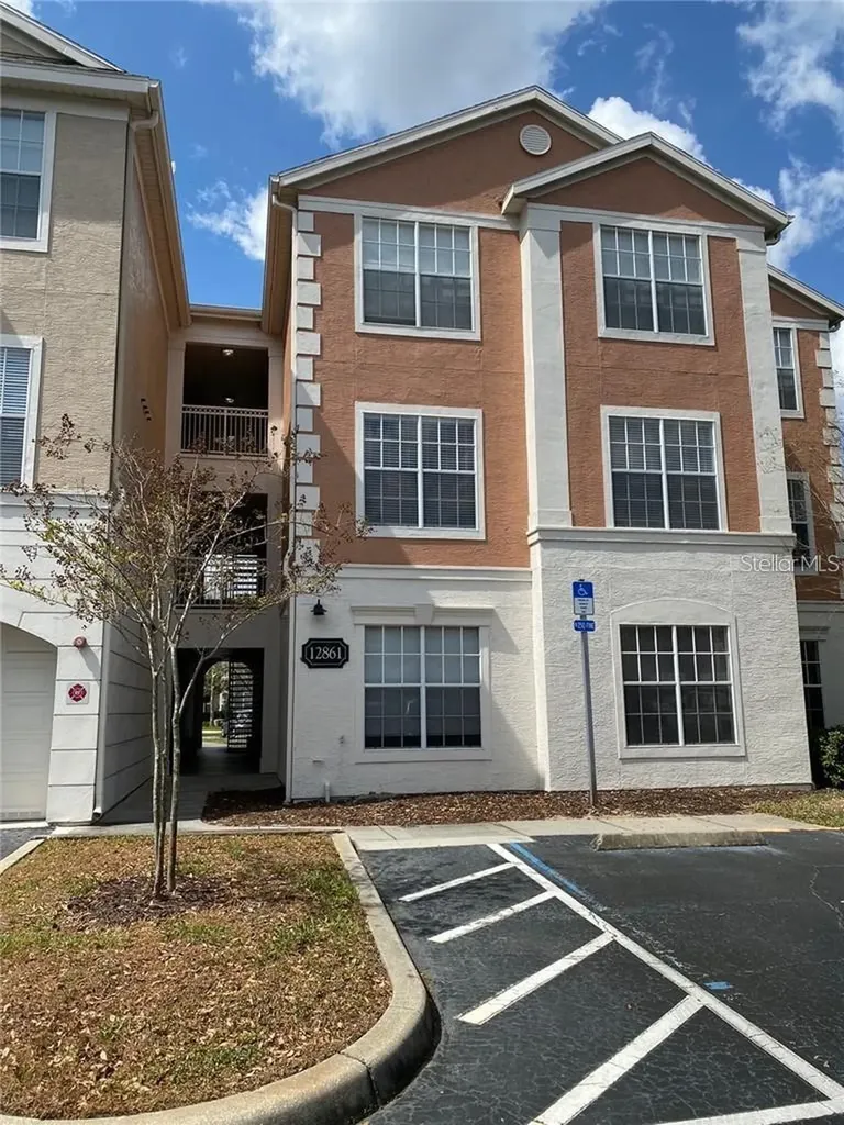 12861 Madison Pointe Circle Orlando FL 32821
