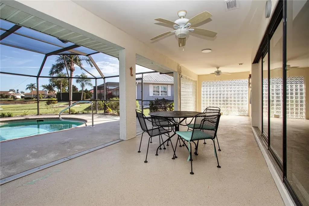 1853 Wolf Laurel Drive Sun City Center FL 33573