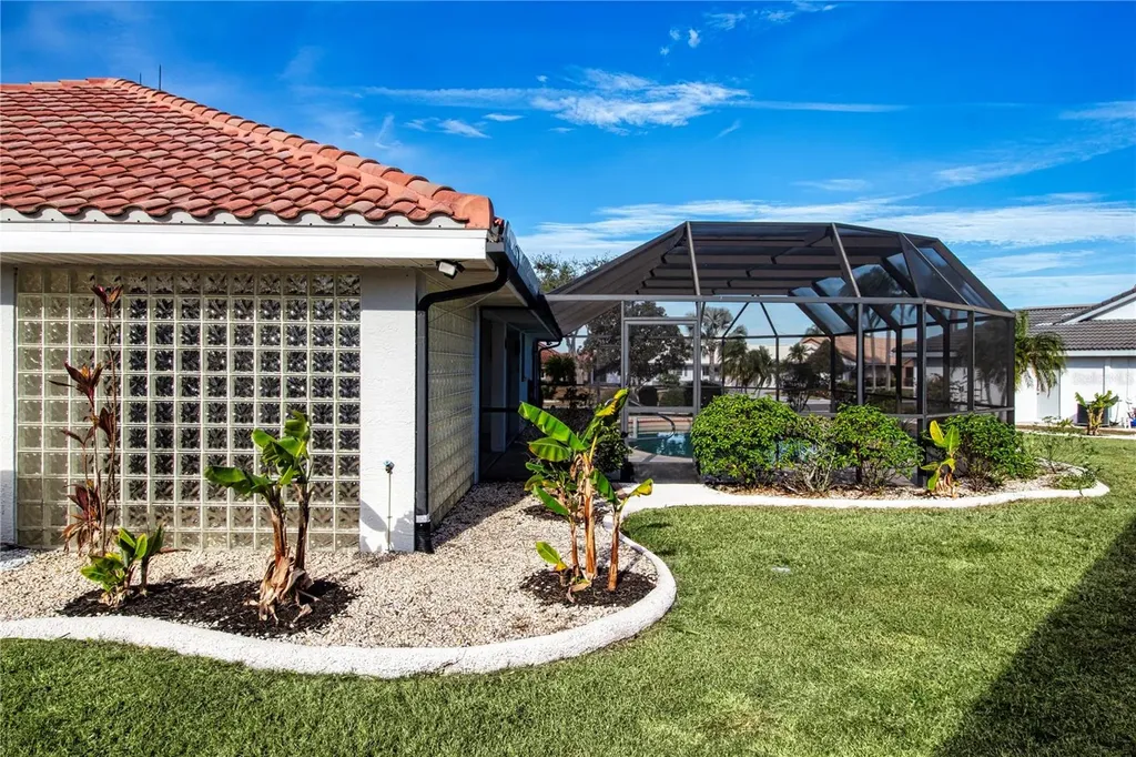 1853 Wolf Laurel Drive Sun City Center FL 33573