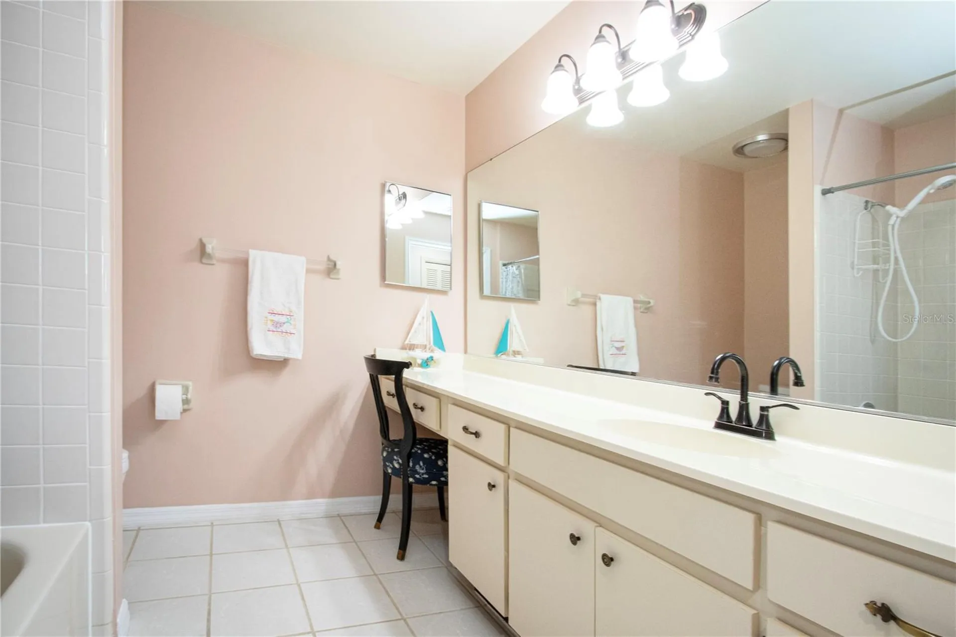 1853 Wolf Laurel Drive Sun City Center FL 33573