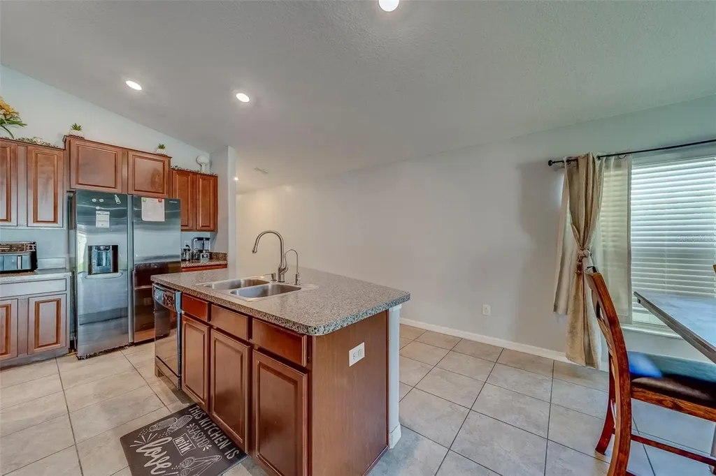 10222 Cool Waterlily Avenue Riverview FL 33578
