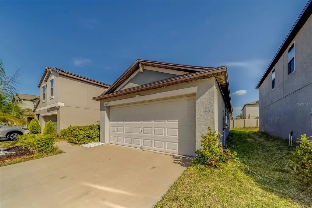 10222 Cool Waterlily Avenue Riverview FL 33578