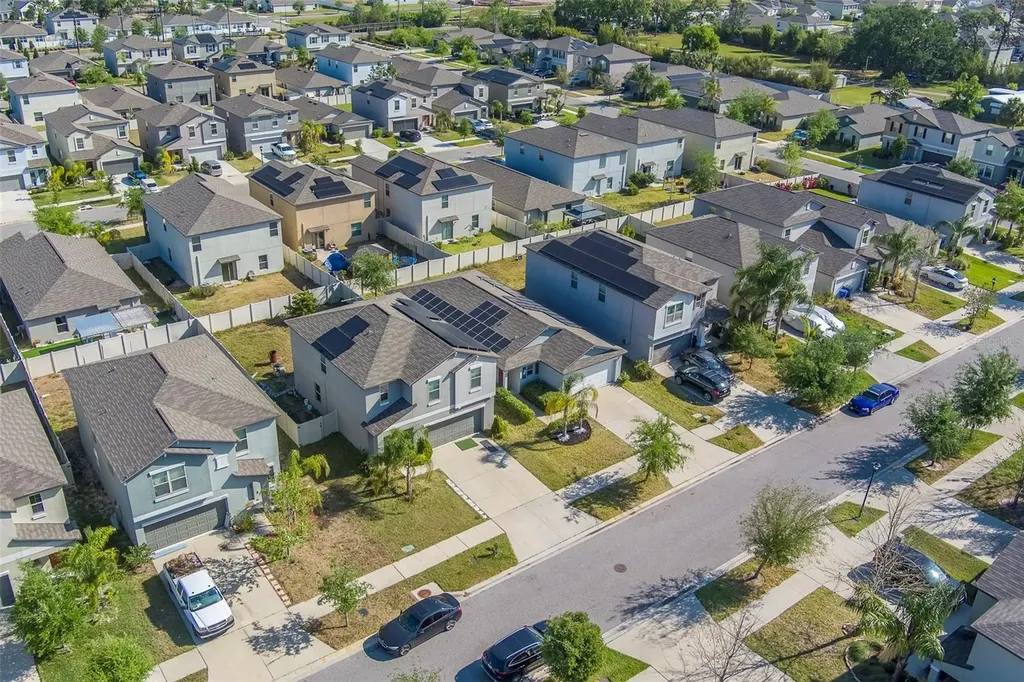 10222 Cool Waterlily Avenue Riverview FL 33578