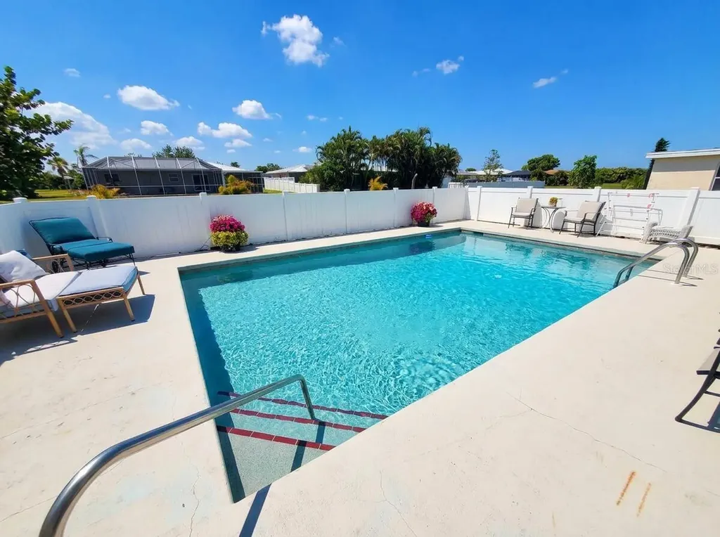 4 Golfview Road Rotonda West FL 33947
