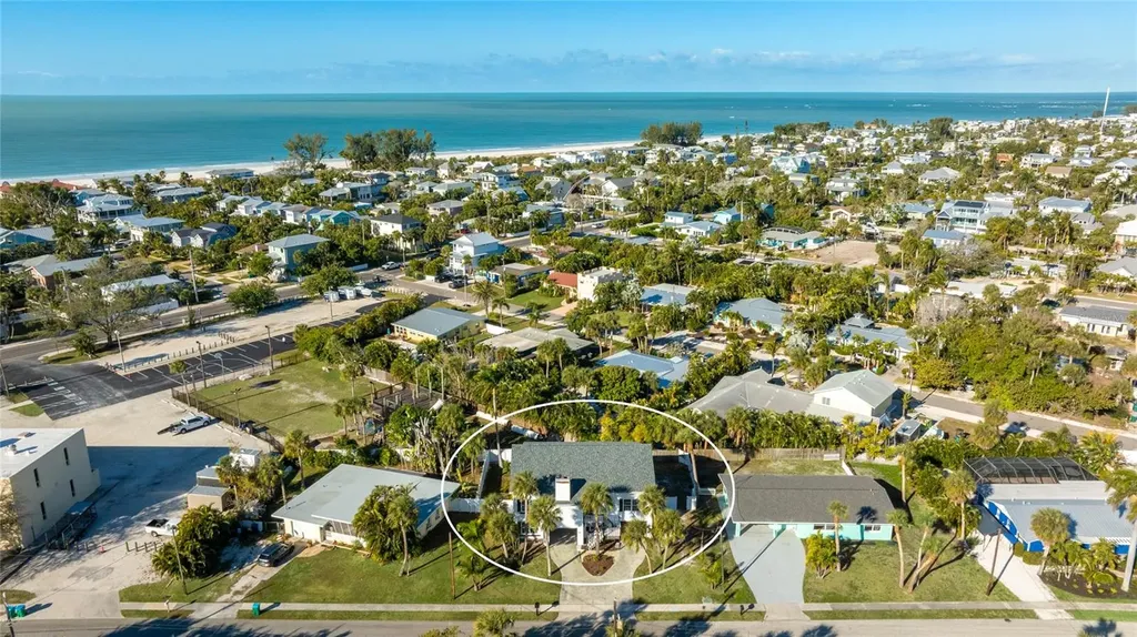 212 85th Street Holmes Beach FL 34217