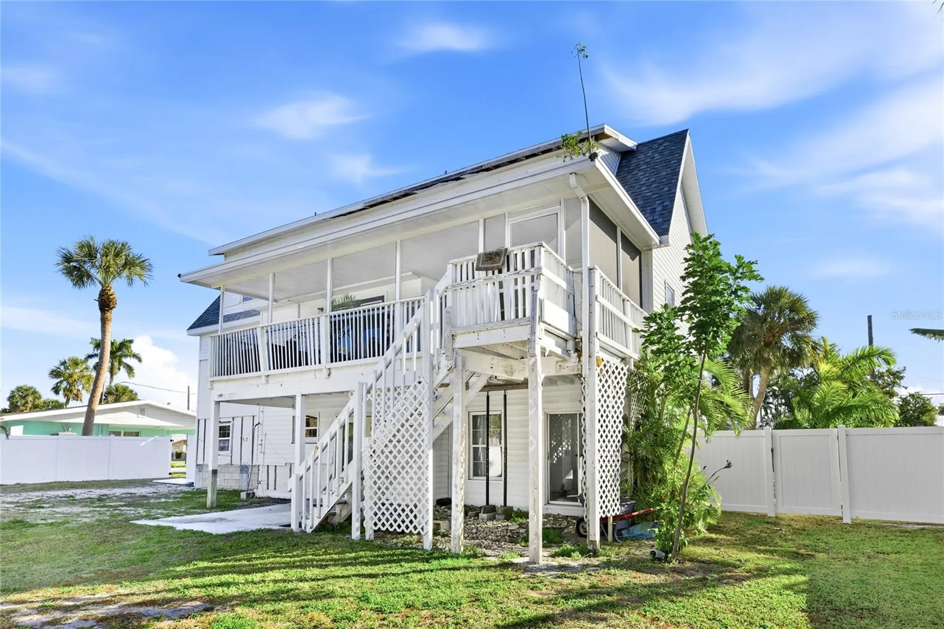 212 85th Street Holmes Beach FL 34217