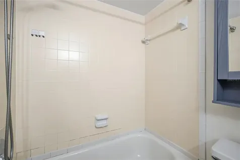 4521 W La Villa Lane Tampa FL 33611