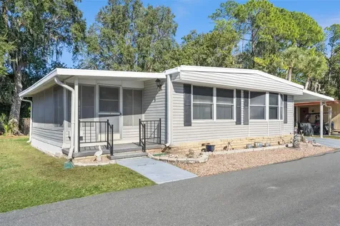 221 Pinewood Drive Eustis FL 32726