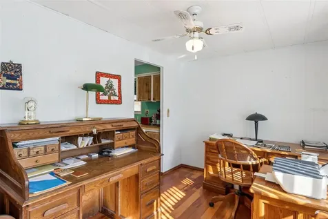 221 Pinewood Drive Eustis FL 32726