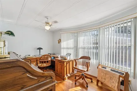 221 Pinewood Drive Eustis FL 32726