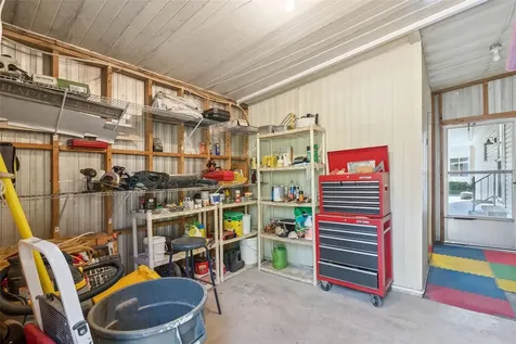 221 Pinewood Drive Eustis FL 32726