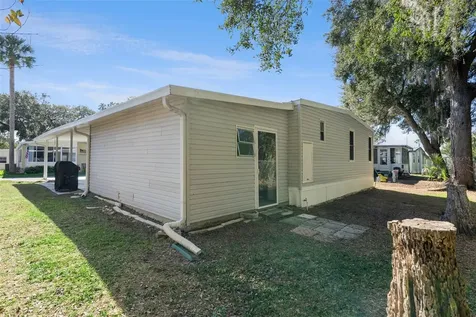 221 Pinewood Drive Eustis FL 32726