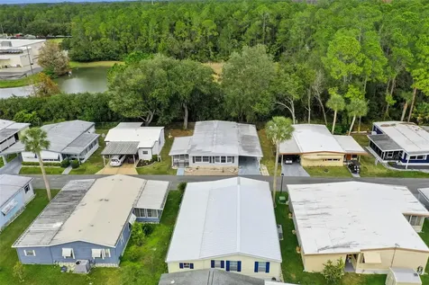 221 Pinewood Drive Eustis FL 32726