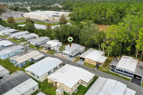 221 Pinewood Drive Eustis FL 32726