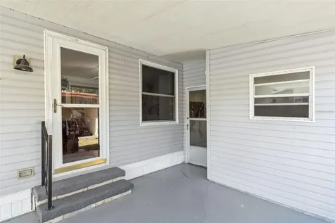 221 Pinewood Drive Eustis FL 32726