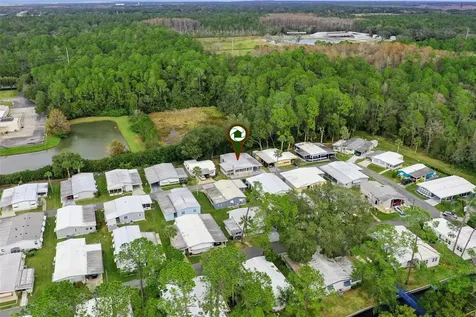 221 Pinewood Drive Eustis FL 32726