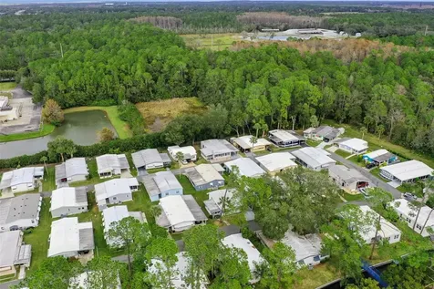 221 Pinewood Drive Eustis FL 32726