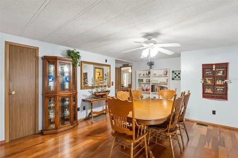 221 Pinewood Drive Eustis FL 32726
