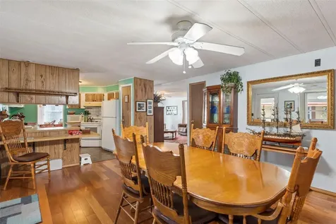 221 Pinewood Drive Eustis FL 32726