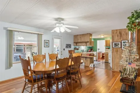 221 Pinewood Drive Eustis FL 32726