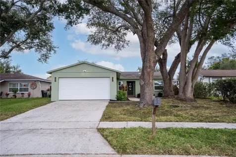 11249 Longhill Drive N Pinellas Park FL 33782