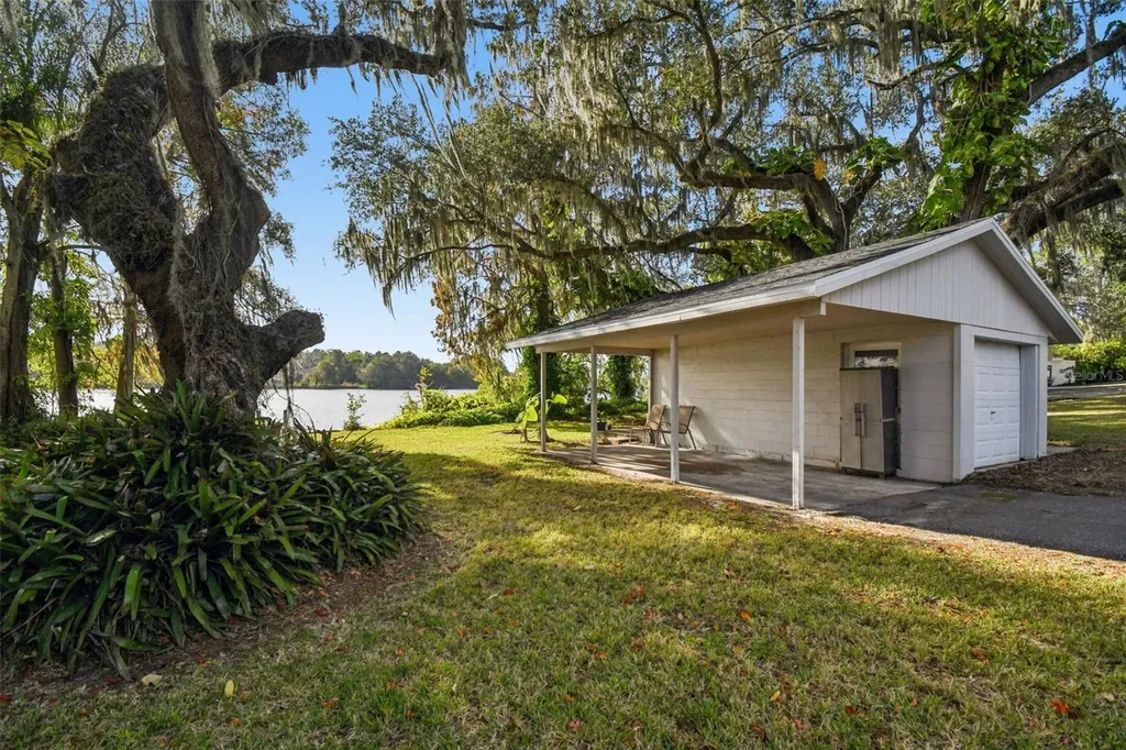 4601 River Hills Drive Tampa FL 33617