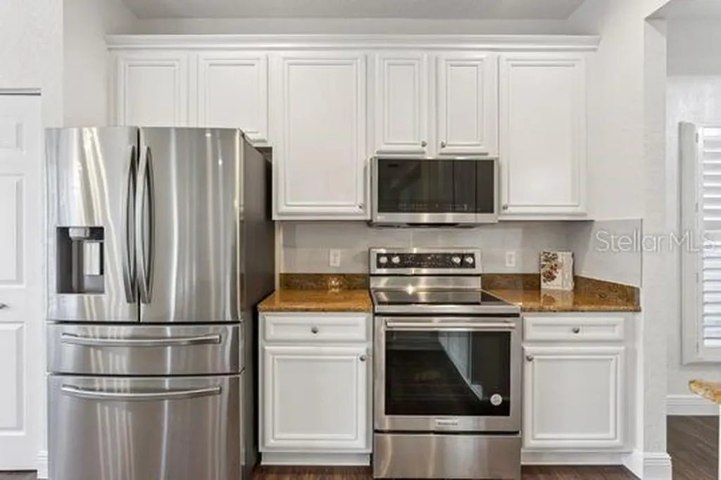 5107 NE 122nd Boulevard Oxford FL 34484