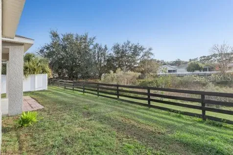 5107 NE 122nd Boulevard Oxford FL 34484