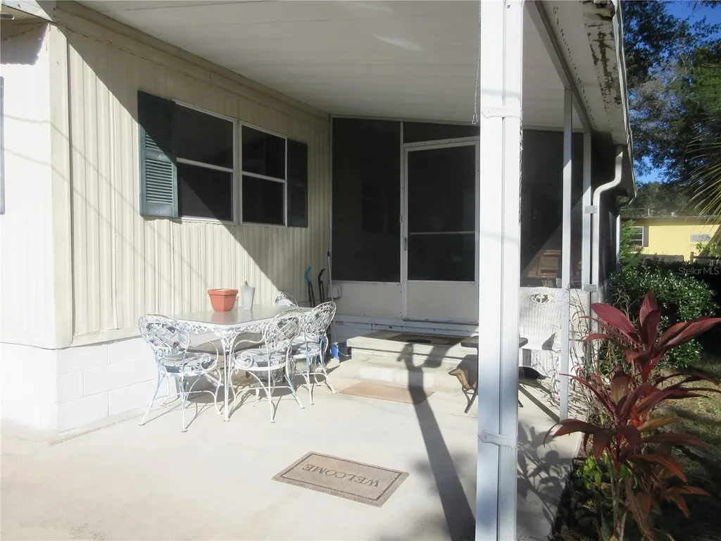 5888 SE 164th Avenue Ocklawaha FL 32179