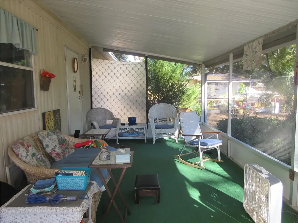 5888 SE 164th Avenue Ocklawaha FL 32179