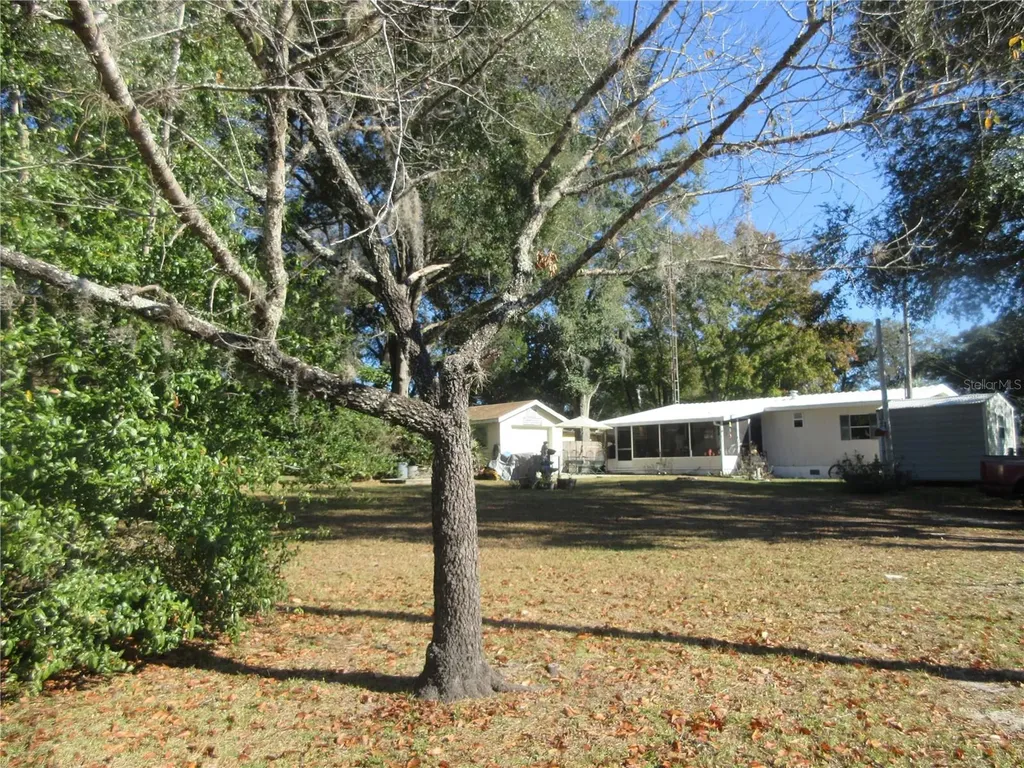 5888 SE 164th Avenue Ocklawaha FL 32179
