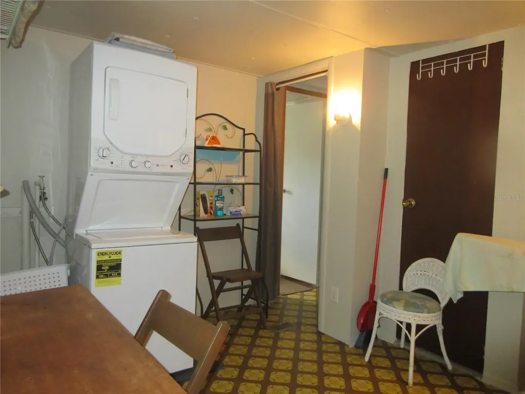 5888 SE 164th Avenue Ocklawaha FL 32179