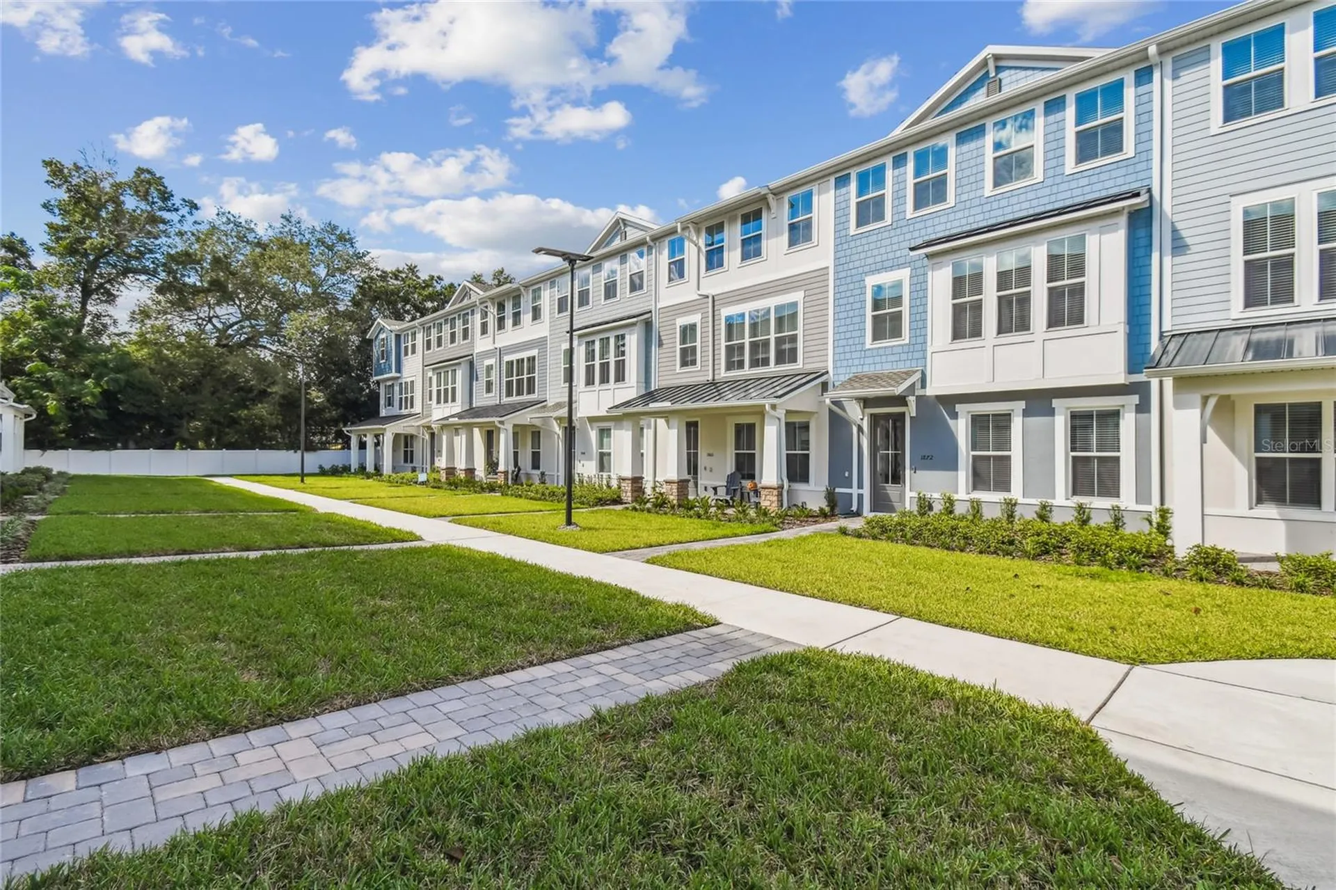1927 Risby Alley Orlando FL 32803