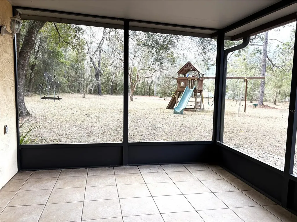 2272 SW Grandview Avenue Dunnellon FL 34431