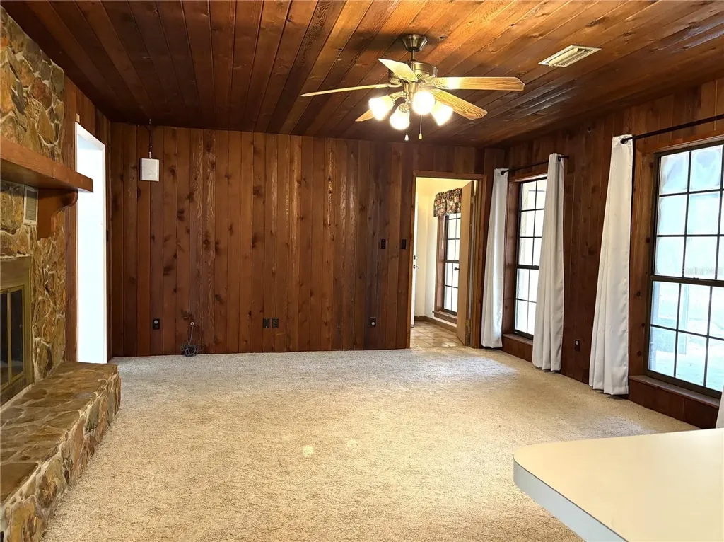 2272 SW Grandview Avenue Dunnellon FL 34431