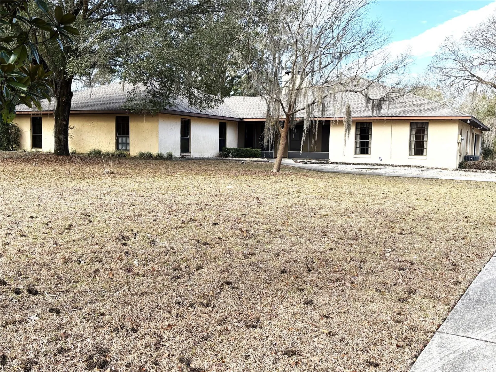 2272 SW Grandview Avenue Dunnellon FL 34431