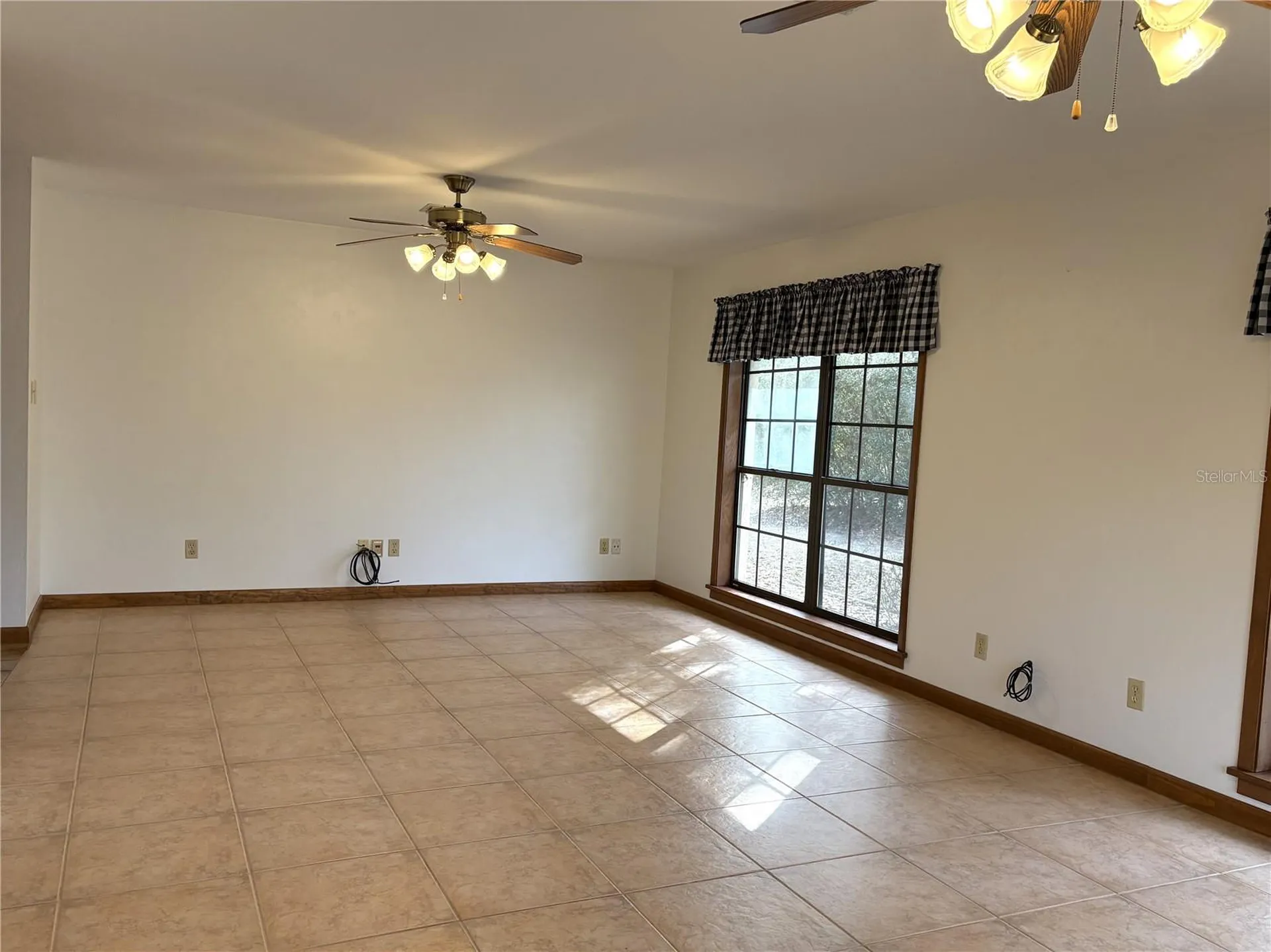 2272 SW Grandview Avenue Dunnellon FL 34431