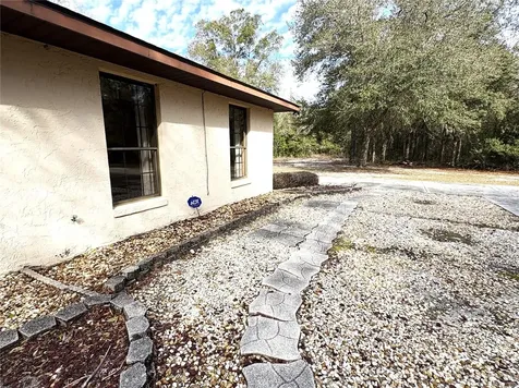 2272 SW Grandview Avenue Dunnellon FL 34431