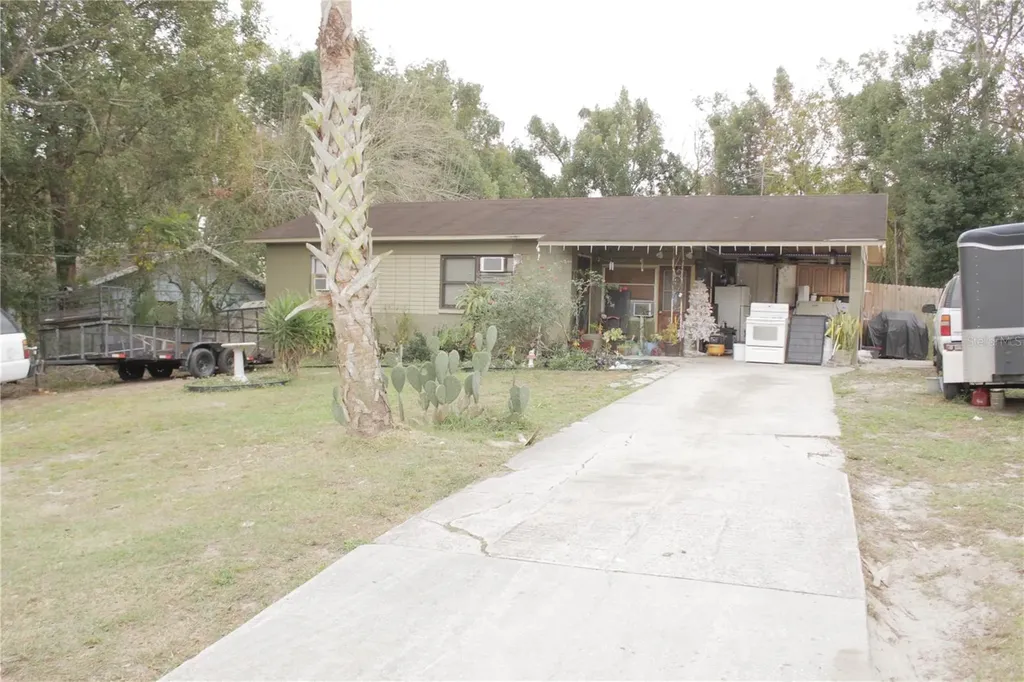 360 Dixson Street Orange City FL 32763