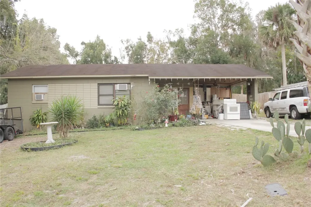 360 Dixson Street Orange City FL 32763