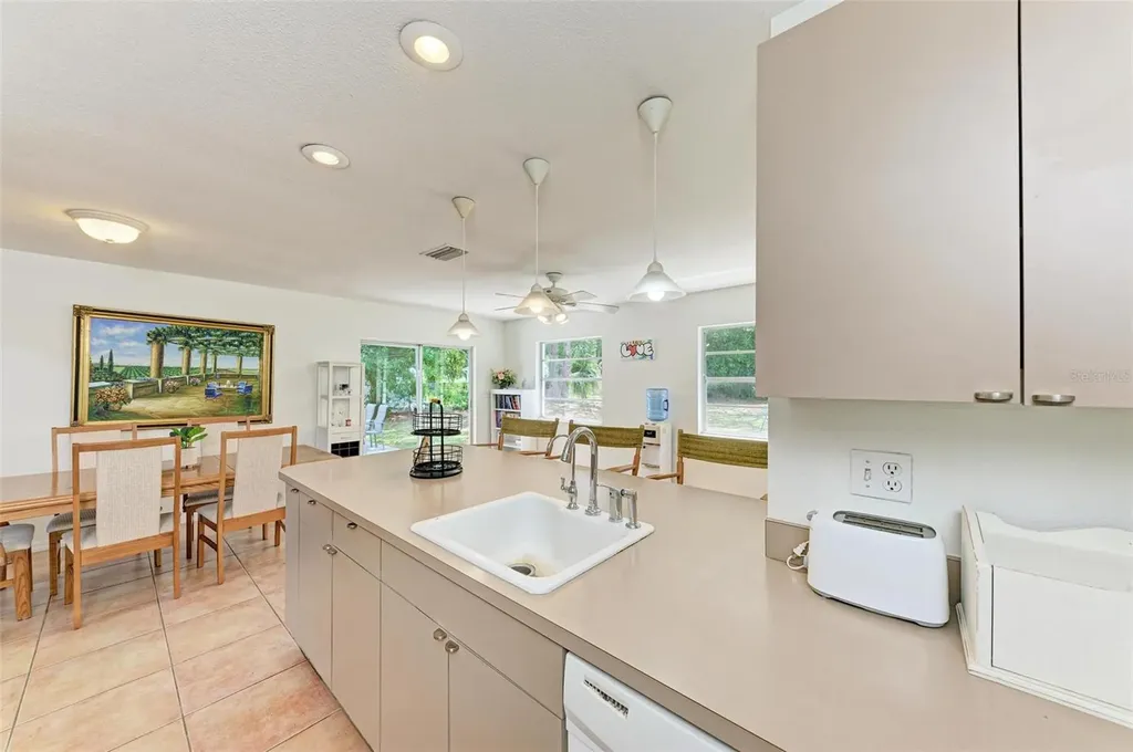 2660 Davis Boulevard Sarasota FL 34237